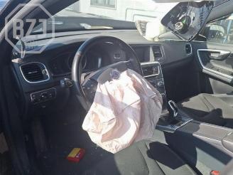 Volvo V-60 V60 I (FW/GW), Combi, 2010 / 2018 2.0 D3 16V picture 5