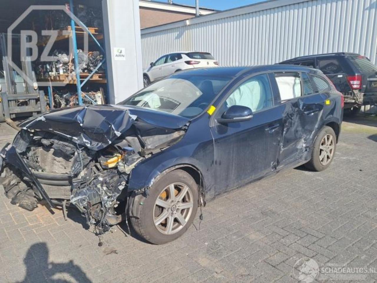 Volvo V-60 V60 I (FW/GW), Combi, 2010 / 2018 2.0 D3 16V