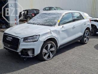 Vrakbiler auto Audi Q2  2019