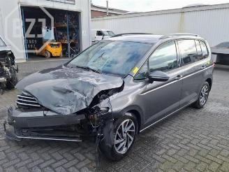 Uttjänta bilar auto Volkswagen Touran Touran (5T1), MPV, 2015 1.4 TSI 2018/6