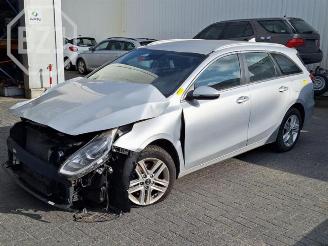 Vrakbiler auto Kia Cee d Ceed Sportswagon (CDF), Combi 5-drs, 2018 1.0i T-GDi 12V 2022/3
