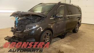 Coche siniestrado Mercedes V-klasse V (447.8), MPV, 2014 2.1 250 BlueTEC, 250 d 16V 2016/4