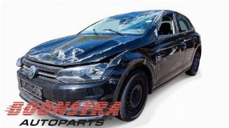 Vrakbiler auto Volkswagen Polo Polo VI (AW1), Hatchback 5-drs, 2017 1.0 TSI 12V 2018/1