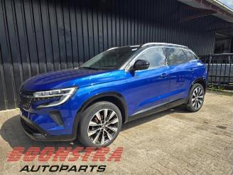 Vrakbiler auto Renault Austral 1.2 Mild Hybrid Advanced 130 2023/6
