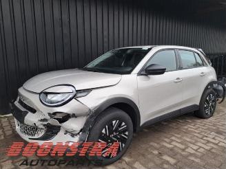 Fiat 600 600 (365), Hatchback 5-drs, 2023 1.2 Hybrid 100 2025/4