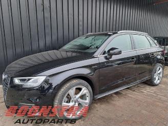 Vrakbiler auto Audi A3 A3 Sportback (8VA/8VF), Hatchback 5-drs, 2012 / 2020 1.4 TFSI 16V e-tron 2016/11