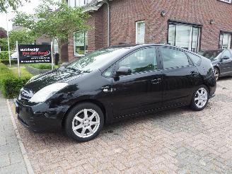 krockskadad bil auto Toyota Prius 1.5 vvt i hybride 2008/8