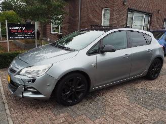 škoda osobní automobily Opel Astra 1.4 Turbo Sport 2012/6
