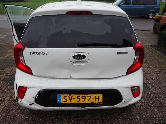 Kia Picanto 1.0 CVVT Design Edition picture 10