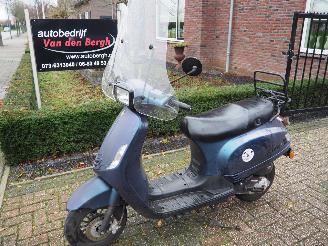 dañado ciclomotor BTC  Riva Sport 2021/12