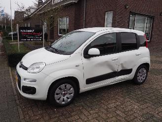 krockskadad bil auto Fiat Panda  2015/12