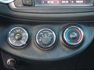 Toyota Yaris 1.3 Dynamic picture 21