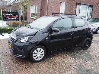 skadebil auto Peugeot 108 1.0 E-Vti Active 2014/10