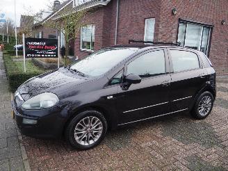 damaged passenger cars Fiat Punto Evo 1.3 M-Jet MyLife 2011/12