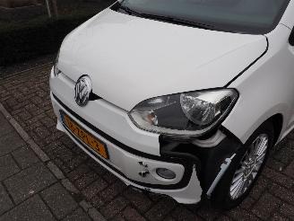 Volkswagen Up! 1.0 High Up! BlueMotion picture 9