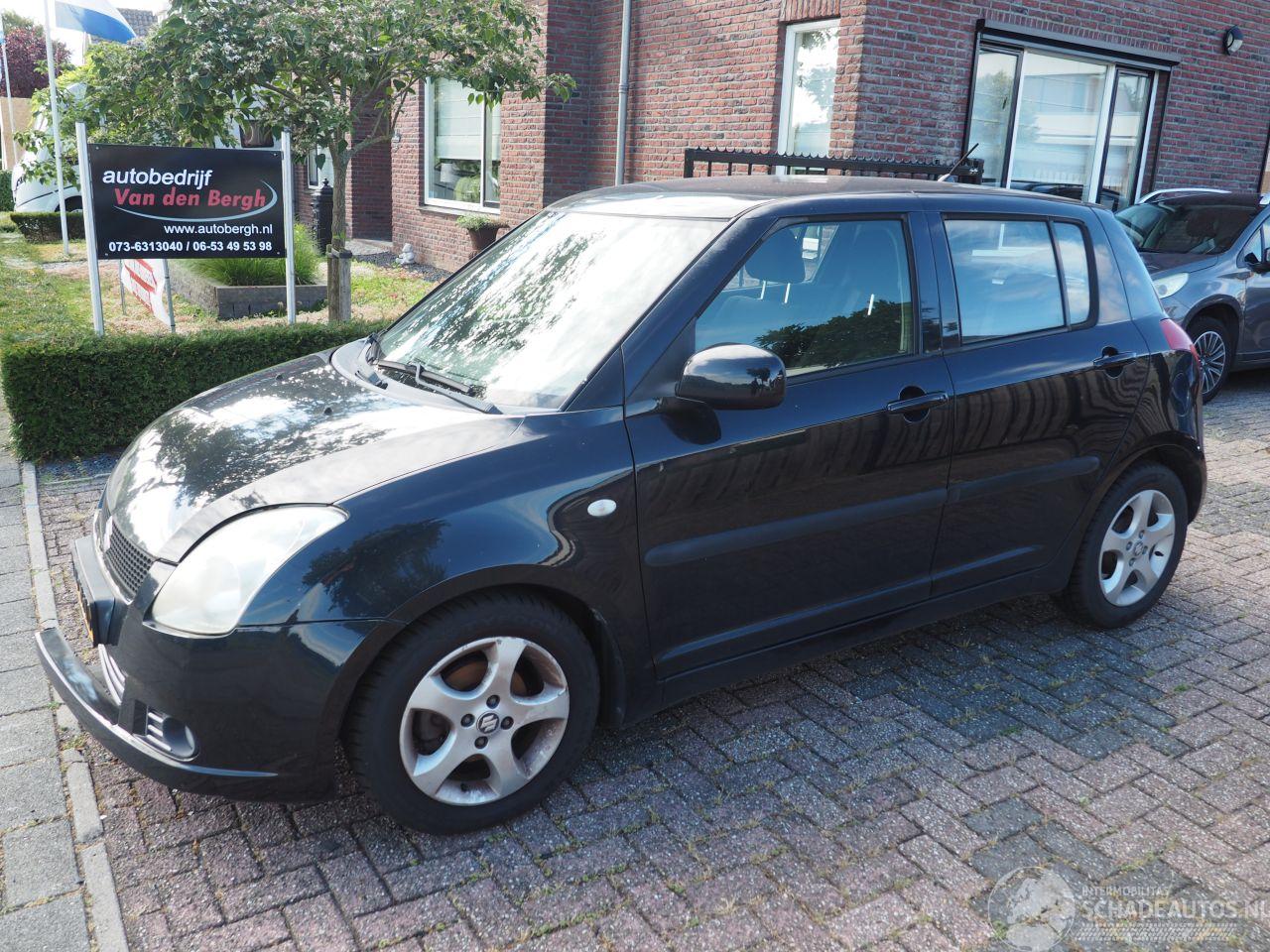 Suzuki Swift 1.3 Shogun