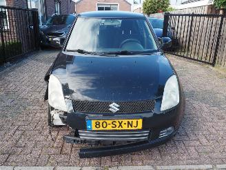 Suzuki Swift 1.3 Shogun picture 2