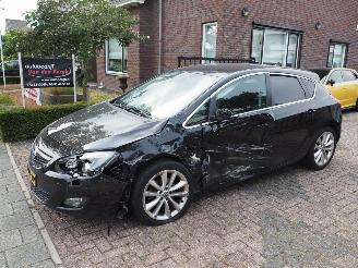 uszkodzony samochody osobowe Opel Astra 1.6 Turbo sport 2010/4