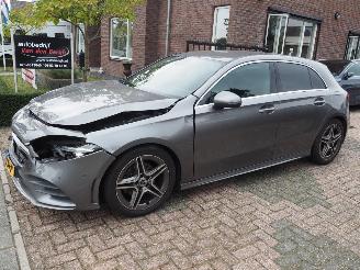Coche accidentado Mercedes A-klasse 200 Business Solution AMG 2018/6