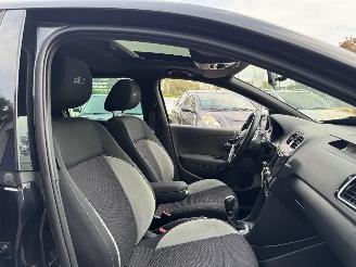 Volkswagen Polo 1.2 TSI R-LINE AUTOMAAT PANORAMA KM:131.000 NAP!! picture 17