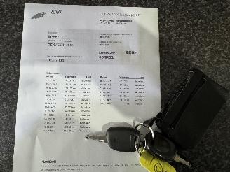 Renault Clio 1.2 16V 55KW KM: 70.000 NAP! picture 9