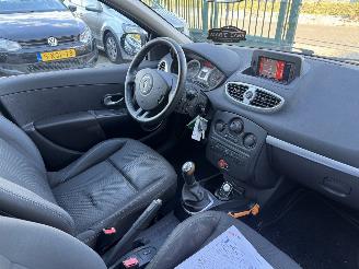 Renault Clio 1.2 16V AIRCO 5-DEURS picture 5