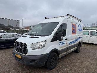 krockskadad bil auto Ford Transit 2.2 TDCI 92KW L2H2 AIRCO 2016/1