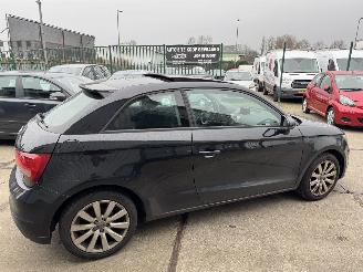 Audi A1 1.2 TFSI (MOTORSCHADE) picture 4