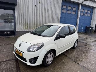 krockskadad bil auto Renault Twingo 1.2 16V AIRCO 2010/9