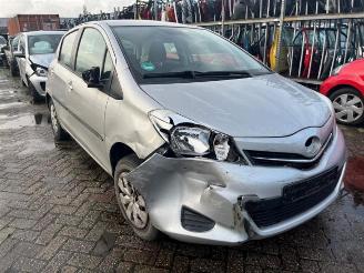 Toyota Yaris Yaris III (P13), Hatchback, 2010 / 2020 1.0 12V VVT-i picture 7