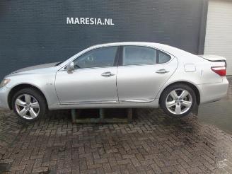 Salvage car Lexus LS LS (F4), Sedan, 2006 / 2017 460 4.6 32V VVT-i 2007/2