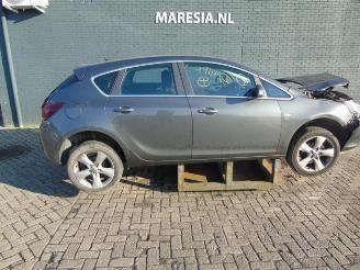 Uttjänta bilar auto Opel Astra Astra J (PC6/PD6/PE6/PF6), Hatchback 5-drs, 2009 / 2015 1.6 16V 2011/7