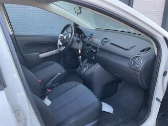 Mazda 2 2 (DE), Hatchback, 2007 / 2015 1.3 16V S-VT picture 3