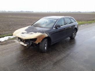 Salvage car Audi A4 2.0 tdi 2010/2