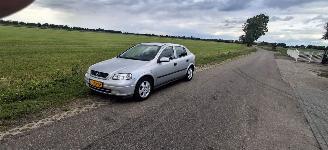 Auto incidentate Opel Astra 1.6 8v 2000/6