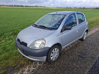 Voiture accidenté Toyota Yaris 1.4 D4D 2002/9