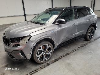Avarii autoturisme Renault Austral 1.2 E-Tech 147-KW Automaat Esprit Alpine 2024/6