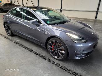 skadebil auto Tesla Model 3 Performance 366-KW Automaat AWD 2020/1