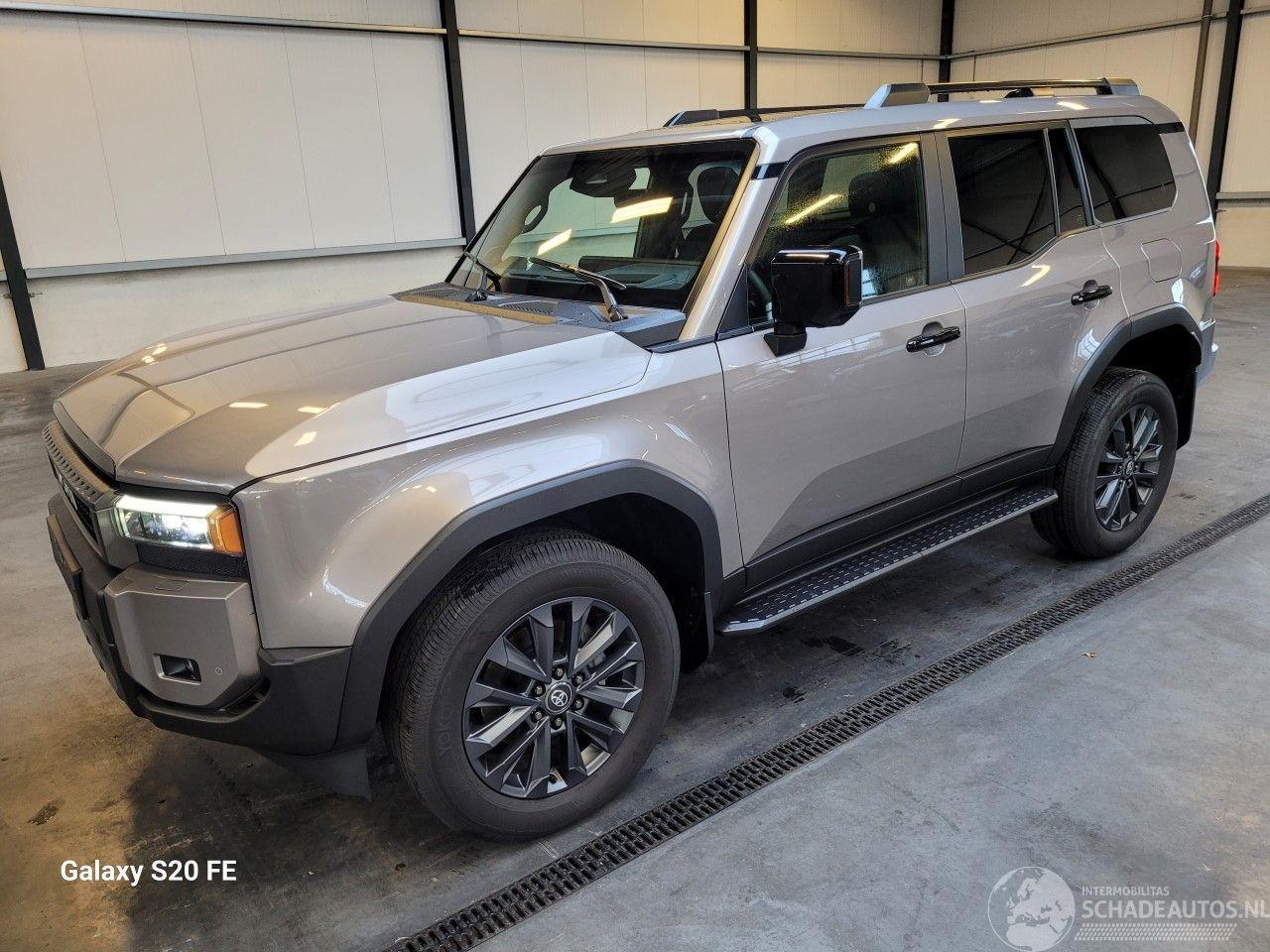 Toyota Landcruiser 2.8 D-4D 151-KW Automatik 4-WD Executive