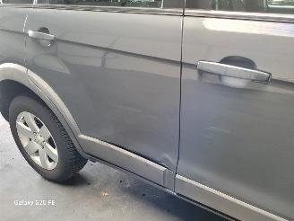 Chevrolet Captiva 2.4i 123-KW 6-Bak LT 2-WD picture 7