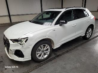 Coche accidentado Audi Q3 35 TDi 110-KW S-Tronic S-Line Panoramadak 2025/4
