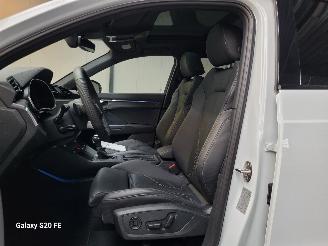 Audi Q3 35 TDi 110-KW S-Tronic S-Line Panoramadak picture 16