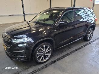 Vaurioauto  passenger cars Skoda Kodiaq 1.5 TSi 110-KW DSG Sportline 5-Persoons 2022/11