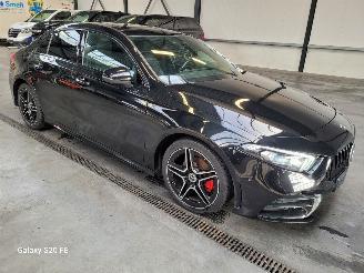 Unfallwagen Mercedes A-klasse 180d Limo 85-KW Automaat AMG Panoramadak 2019/7
