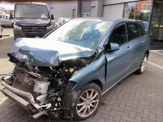 Vrakbiler auto Mercedes B-klasse B (W246), Hatchback, 2011 / 2018 1.6 B-180 BlueEFFICIENCY Turbo 16V 2013/6