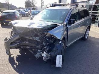 Auto da rottamare Mitsubishi Outlander Outlander (GF/GG), SUV, 2012 2.0 16V PHEV 4x4 2014/6