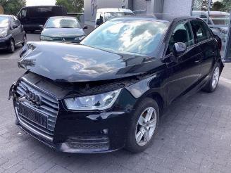 Auto da rottamare Audi A1 A1 Sportback (8XA/8XF), Hatchback 5-drs, 2011 / 2018 1.0 TFSI Ultra 12V 2016/8