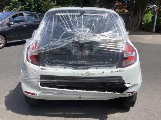 Renault Twingo Twingo III (AH), Hatchback 5-drs, 2014 1.0 SCe 70 12V picture 6