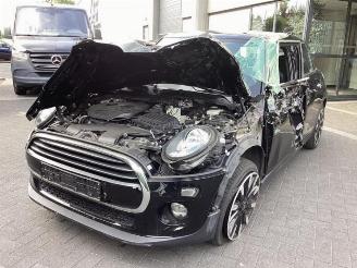 Vrakbiler auto Mini Cooper Mini (F55), Hatchback 5-drs, 2013 1.5 12V Cooper 2015/12