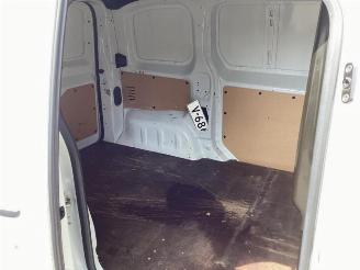 Peugeot Expert Expert (V1/VA/VB/VE/VF/VT/VY), Van, 2016 2.0 Blue HDi 120 16V picture 14